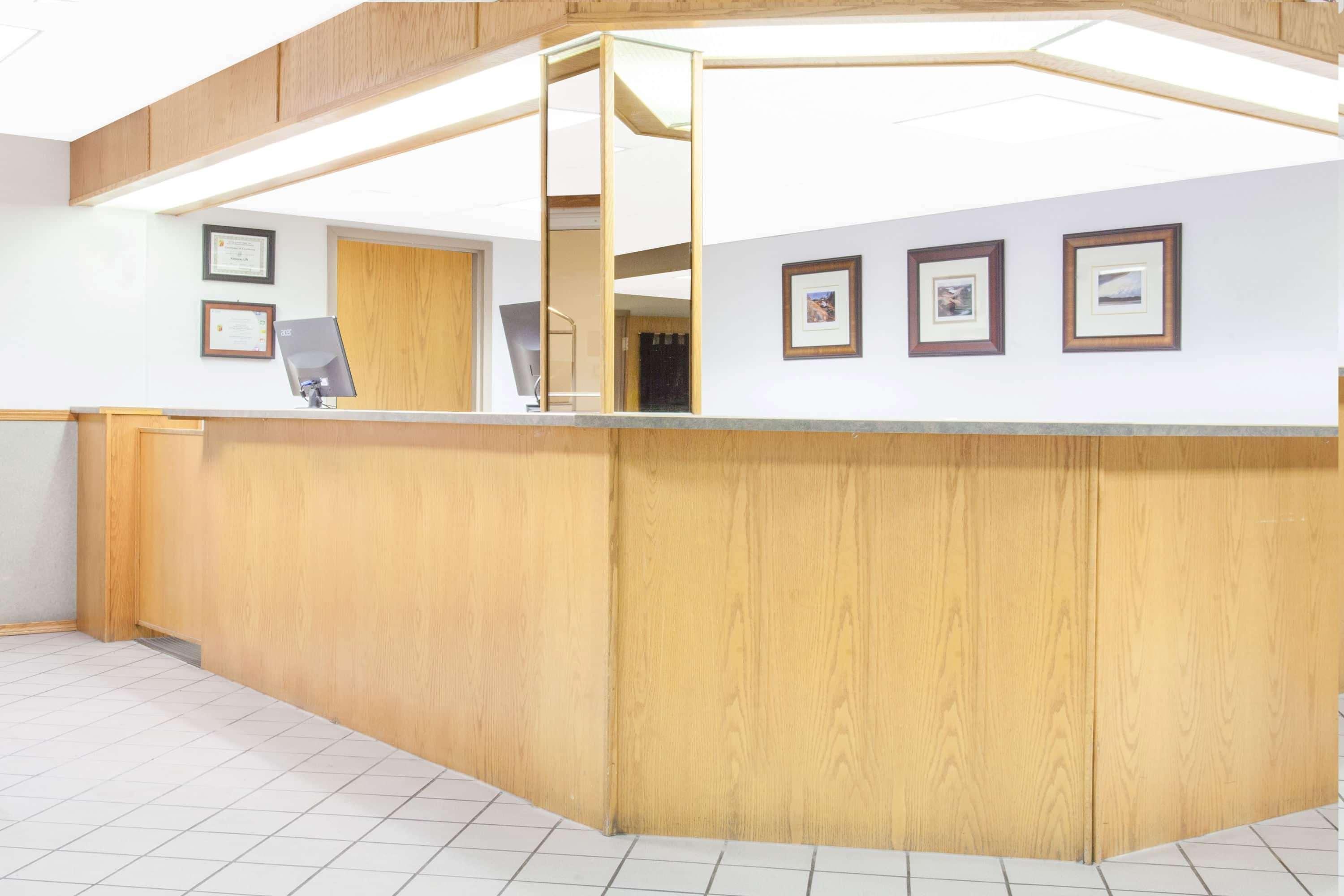 Super 8 By Wyndham Kenora Ξενοδοχείο Εξωτερικό φωτογραφία