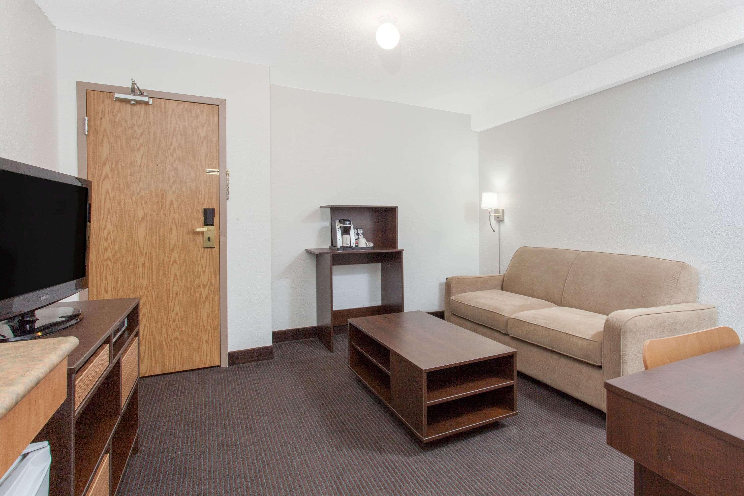 Super 8 By Wyndham Kenora Ξενοδοχείο Εξωτερικό φωτογραφία