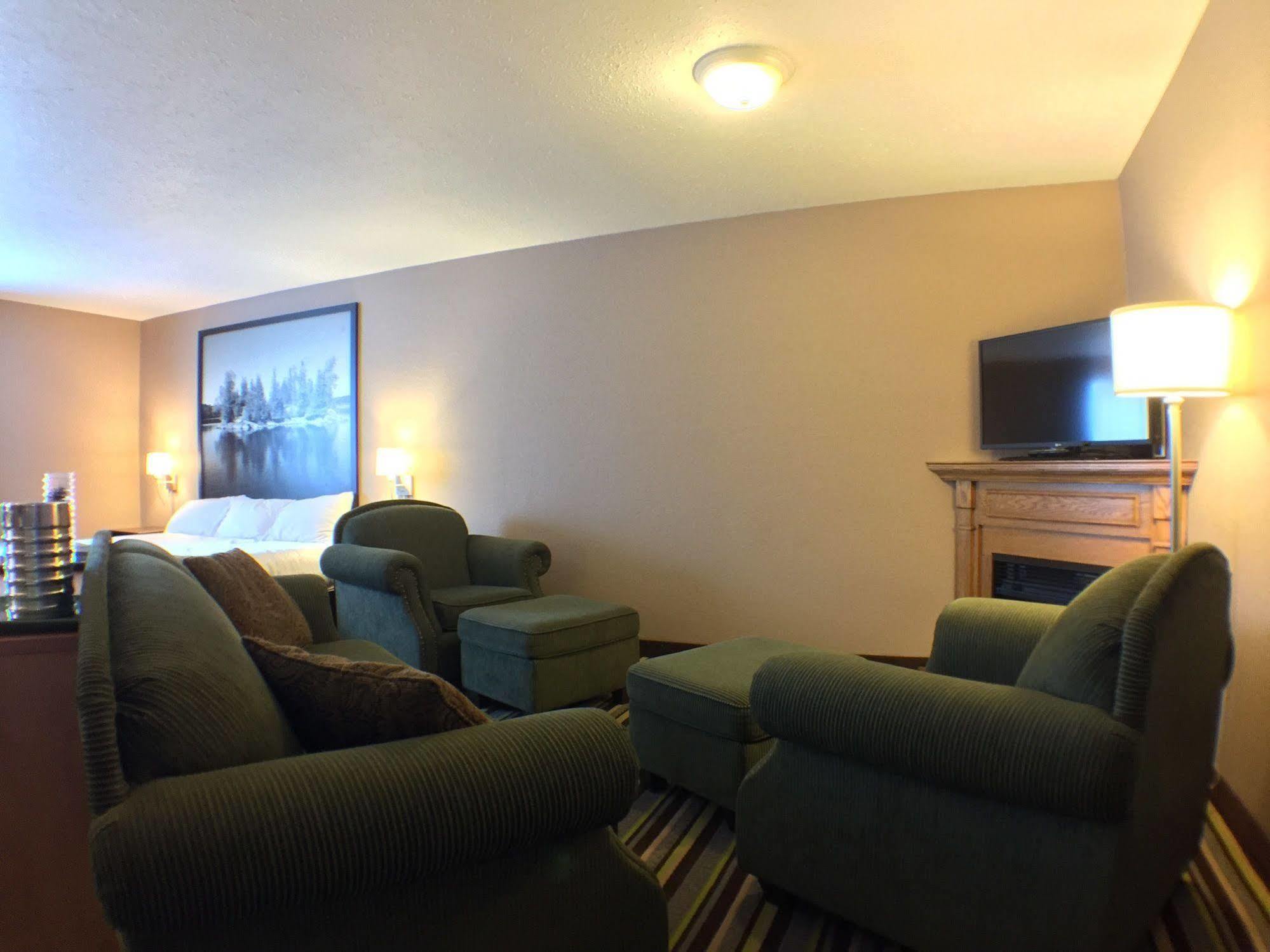 Super 8 By Wyndham Kenora Ξενοδοχείο Εξωτερικό φωτογραφία