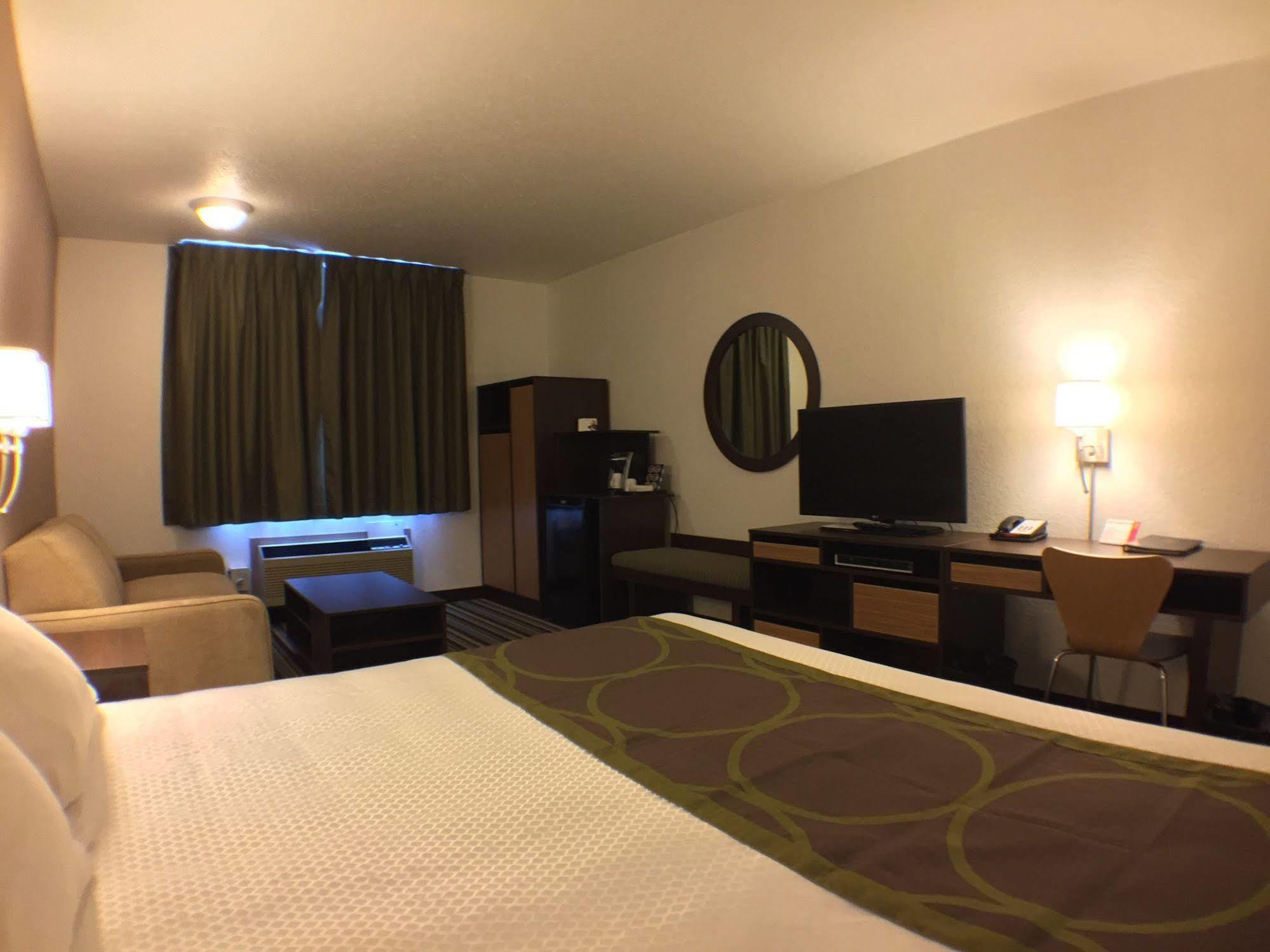 Super 8 By Wyndham Kenora Ξενοδοχείο Εξωτερικό φωτογραφία